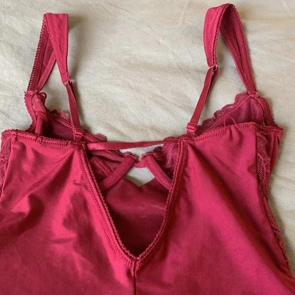 Out From Under by Urban Outfitters Burgundy Lace Thong Underwire Teddy - Picture 8 of 16